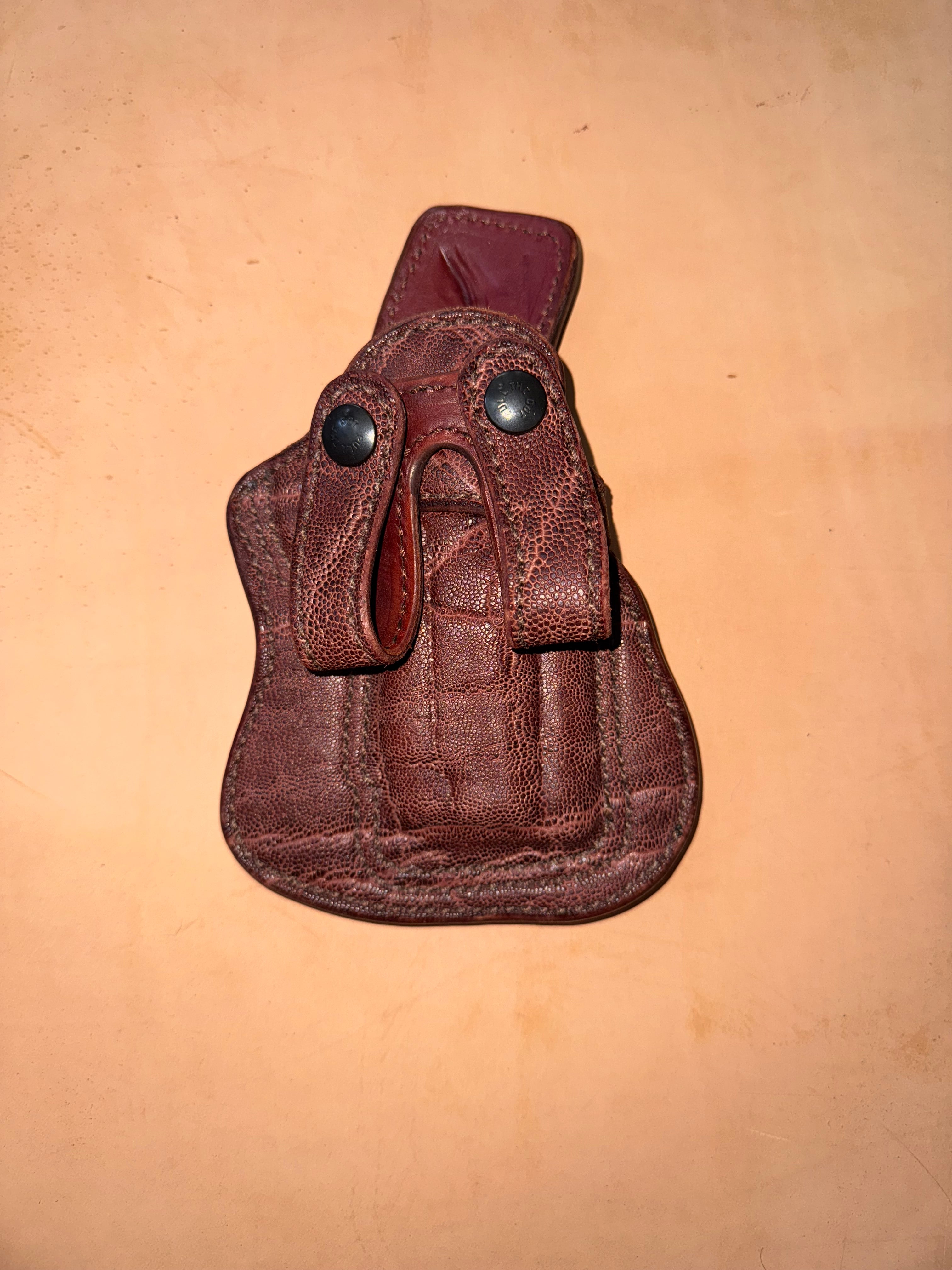 SFT9 Deluxe Undercover Professional Holster | Palmetto Leather