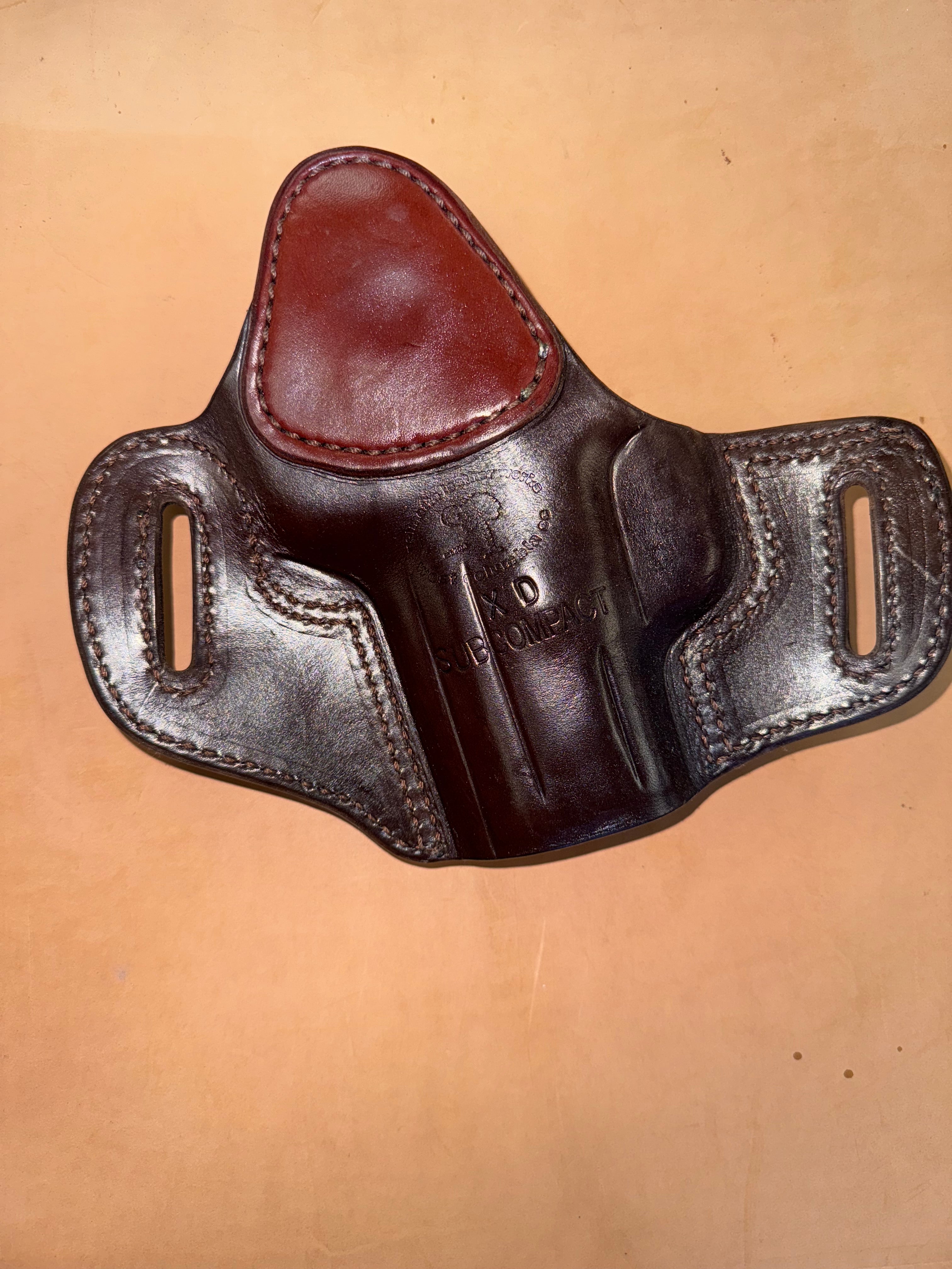 XD Subcompact Model 3 Holster with Thumb Break Deluxe Lined
